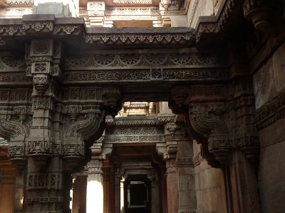 1AdalajStepWell (33)