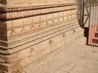 1AdalajStepWell (93)