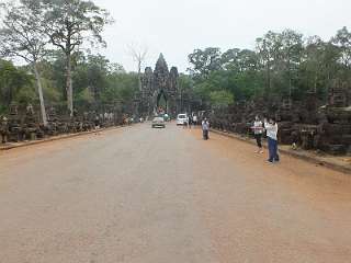 Bayon (2)