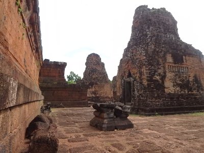 Pre rup temple1 (70)