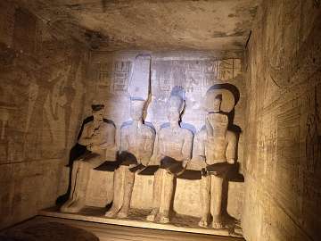 AbuSimbel (111)