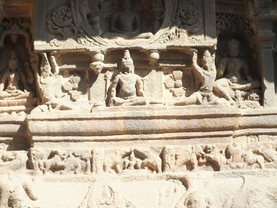 Ellora16 (460)