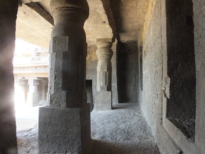 Ellora16 (70)