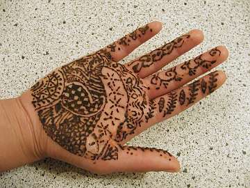 Henna (2)