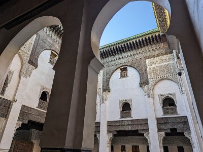 Fez (944)