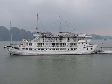 HaLong (4)