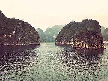 HaLong (876)