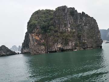 HaLong (990)