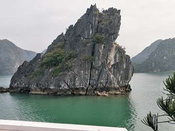 HaLong (998)